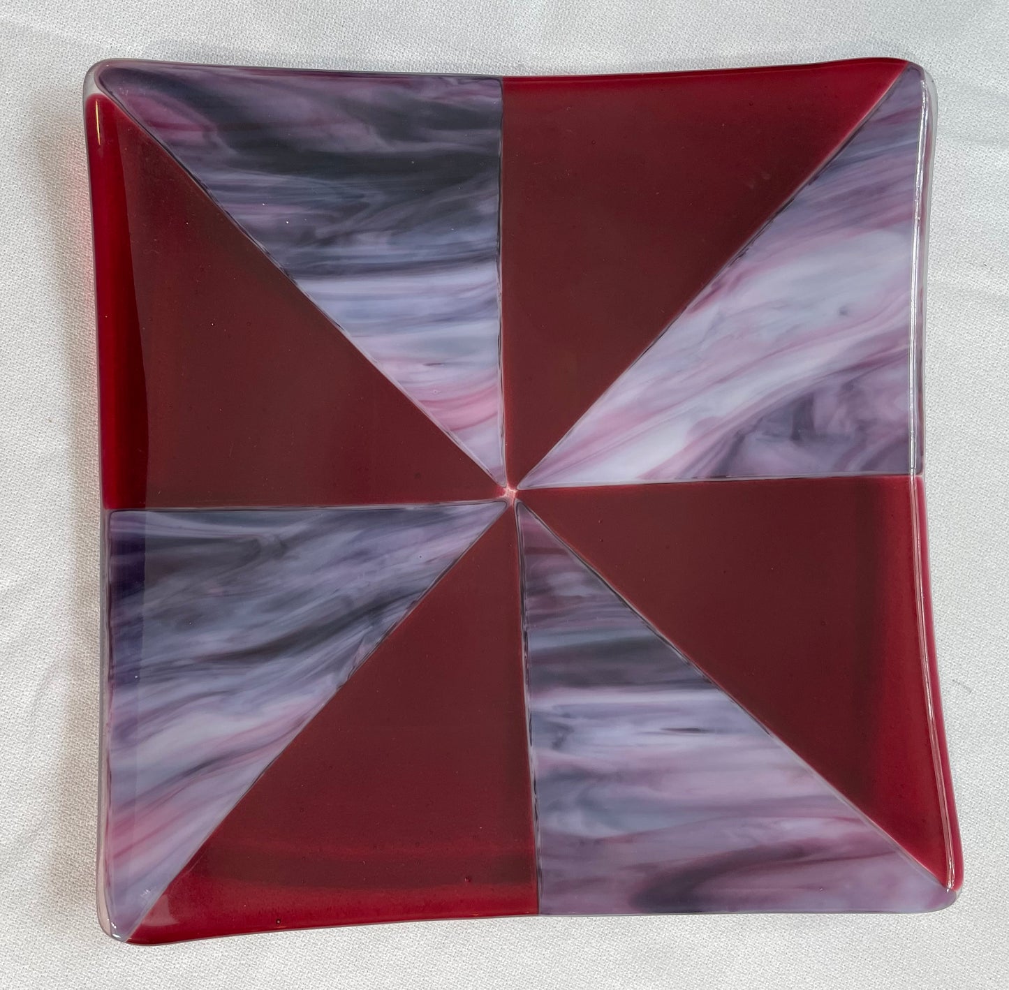 Maroon and White Plate